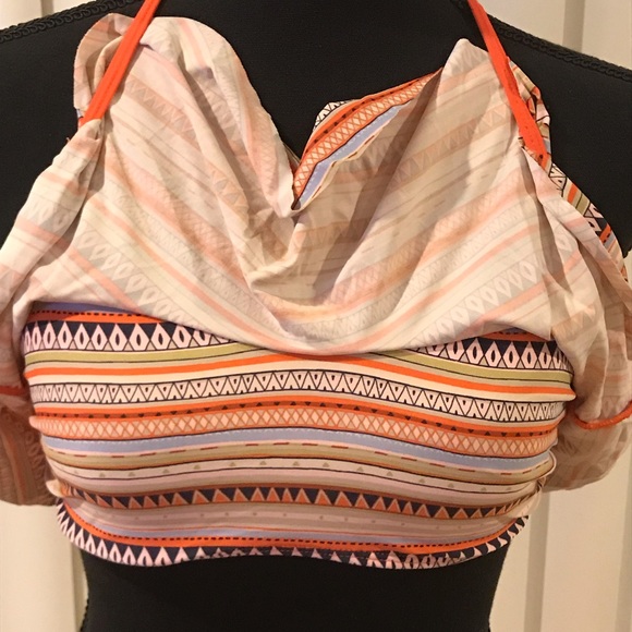 Forever 21 Ruffle bandeau Bikini Top - Picture 5 of 6